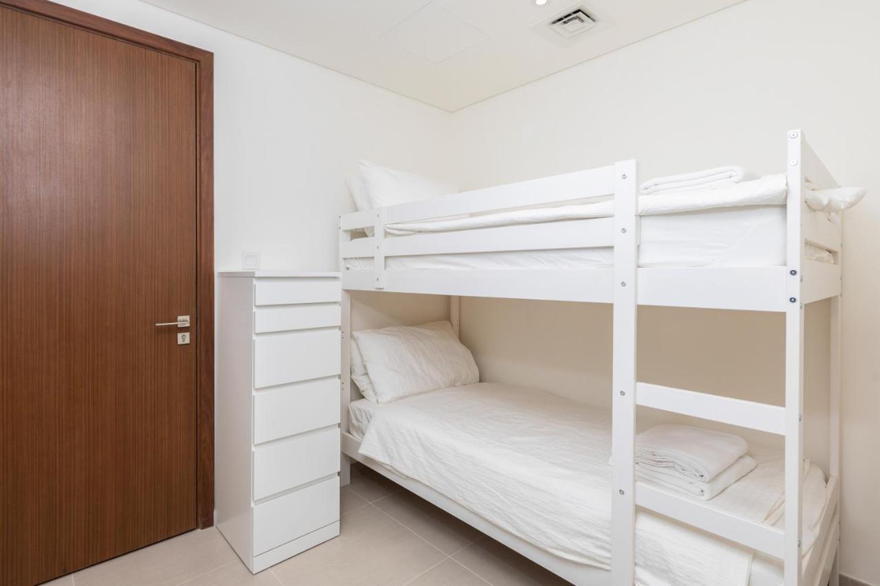 Apartment Spacious & Full Of Light 3br+ Kids Mall