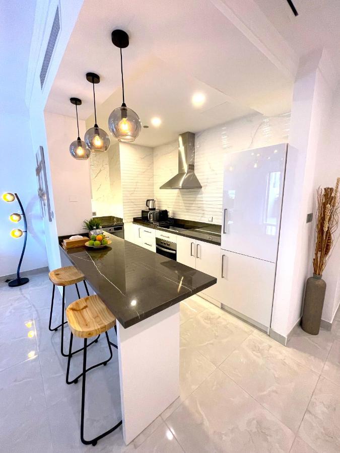 Awesome 1br In Marina Dubai