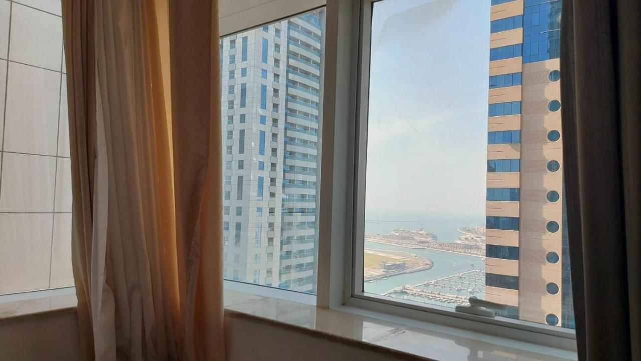Guest house Private In 3 Bedroom Skynest Homes Marina Pinnacle Dubai