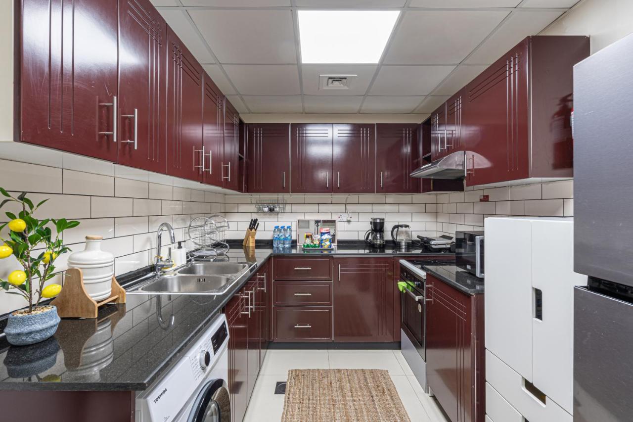Higuests - Luxurious 1br With Balcony In Jvc Apartment *