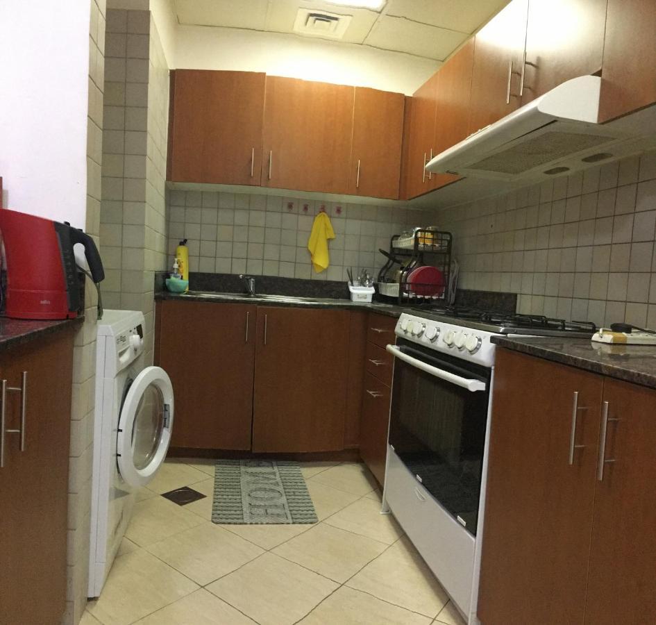 Octavius Home, Large 2 Bedroom Near Global Village & Outlet Mall Apartment