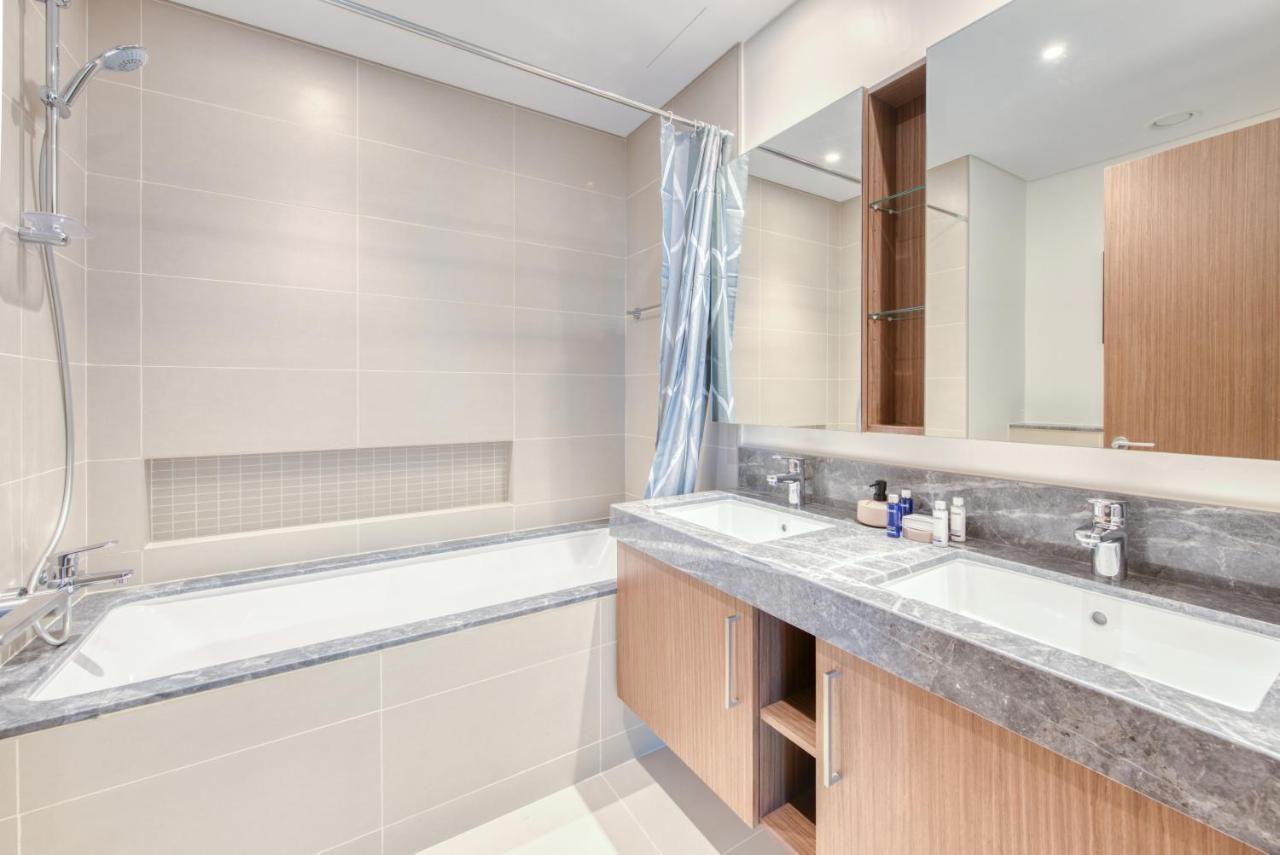 Apartment Maison Privee - 2br With Exclusive Sea Views In 5242 Marina *