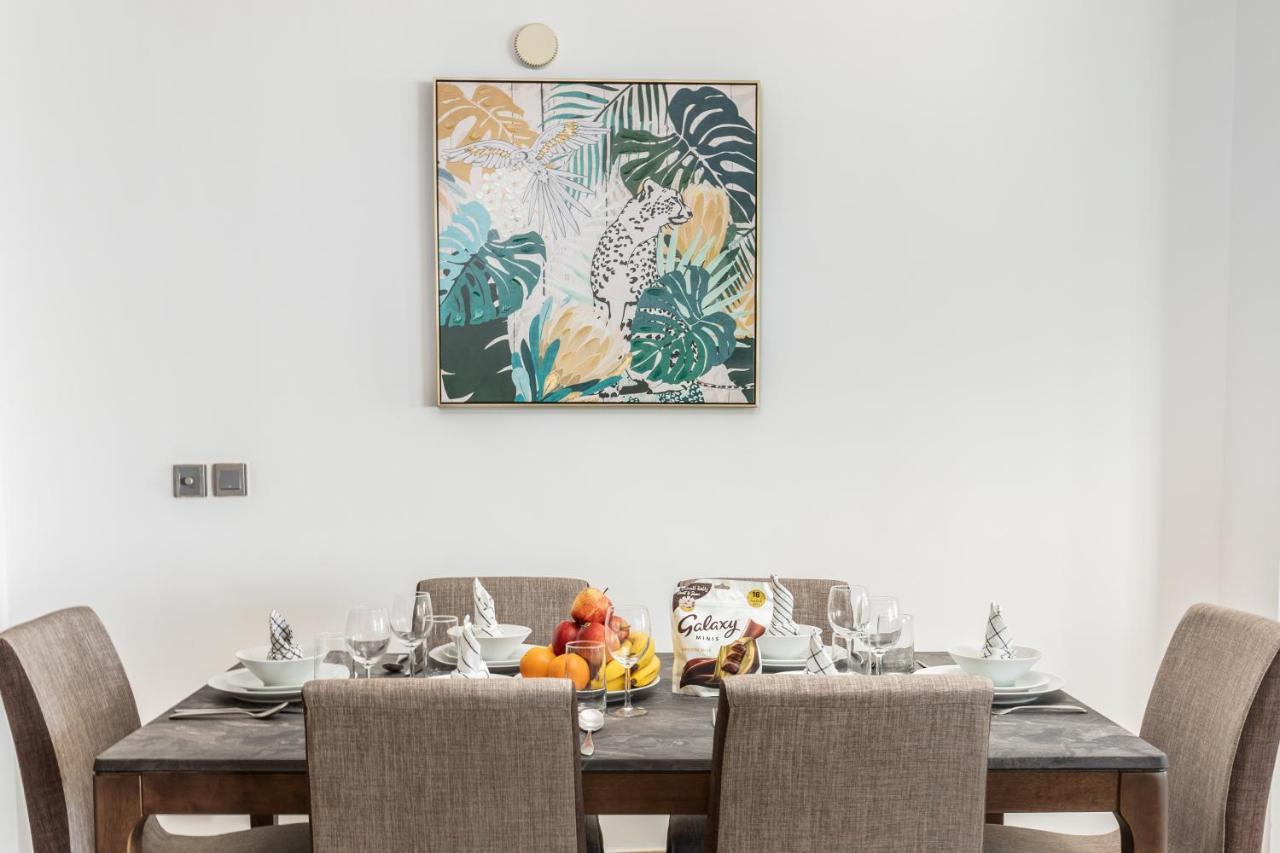 Dreamy And Spacious 3br Unique Palm Jumeirah Apartment Dubai