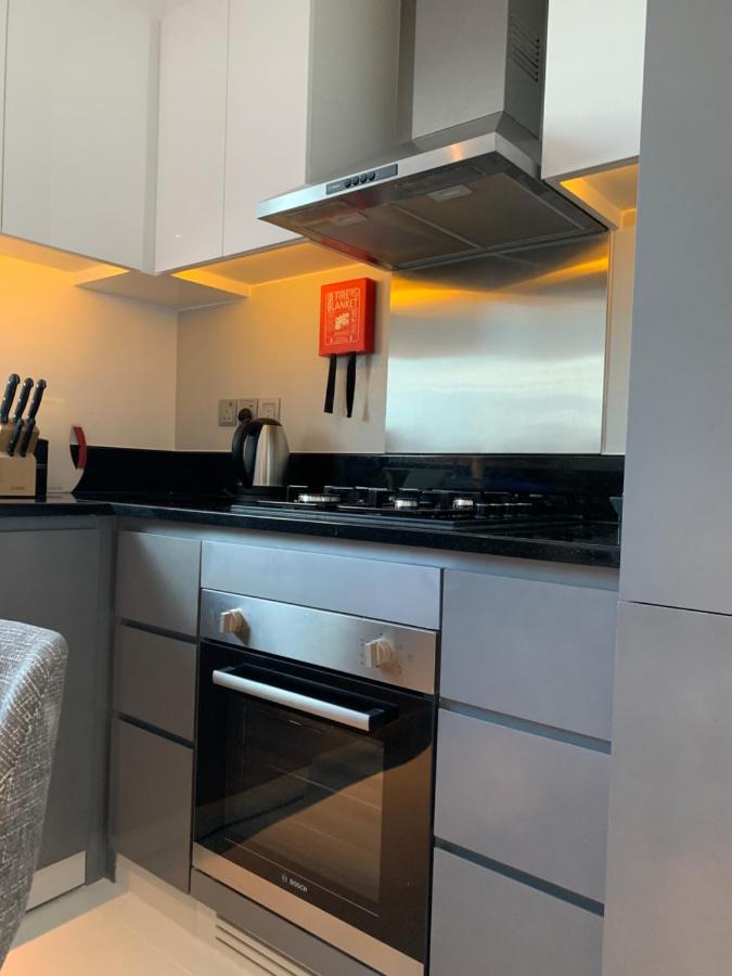 Apartment - Studio In Business Bay Direct On The Water Canal - 1km From Downtown & Mall - 1217a Dubai