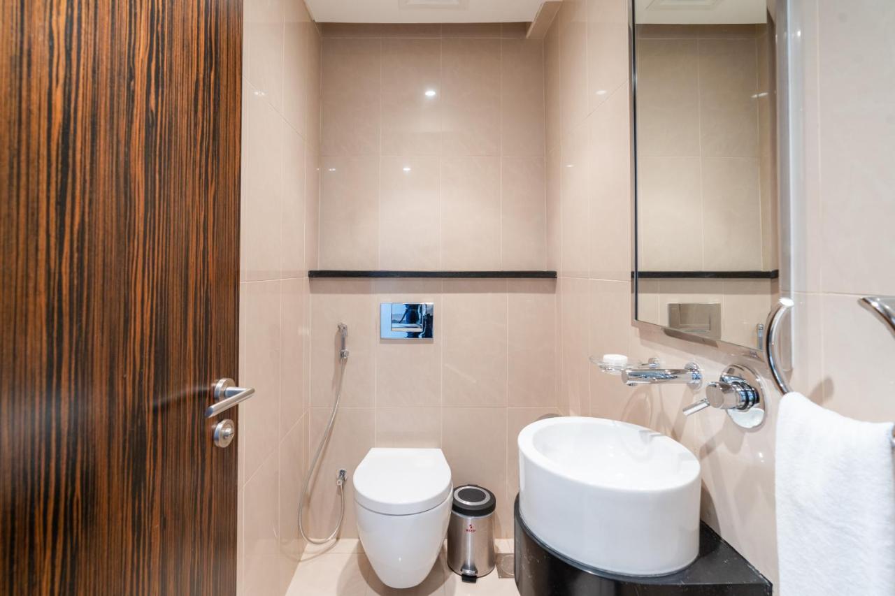 Royal Club By Rvhr, Bonnington Residential Tower - Jlt * Dubai
