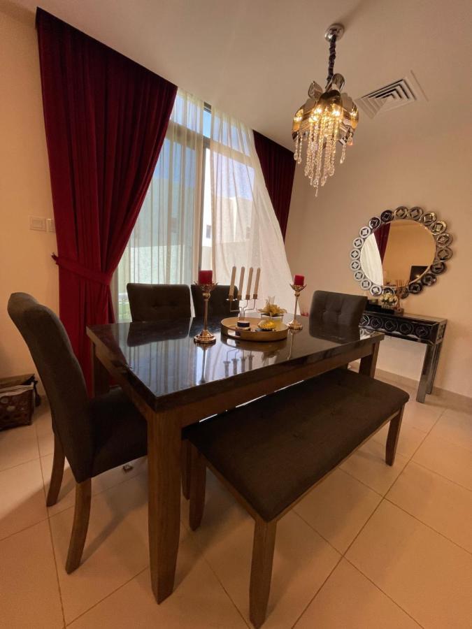 4 Bedroom Located At Town Square Dubai, Al Qudra Road Apartment *