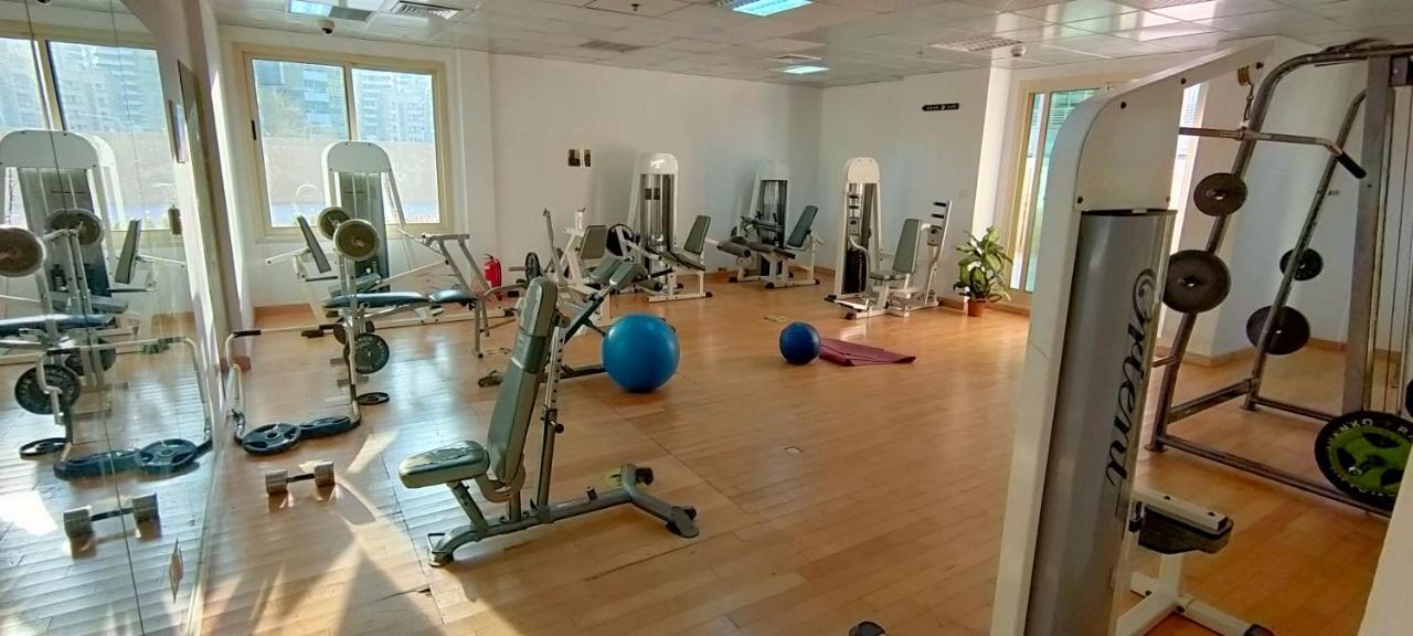 Cozy 1 Bedroom For A Large Family Minimum 5 Night * Dubai