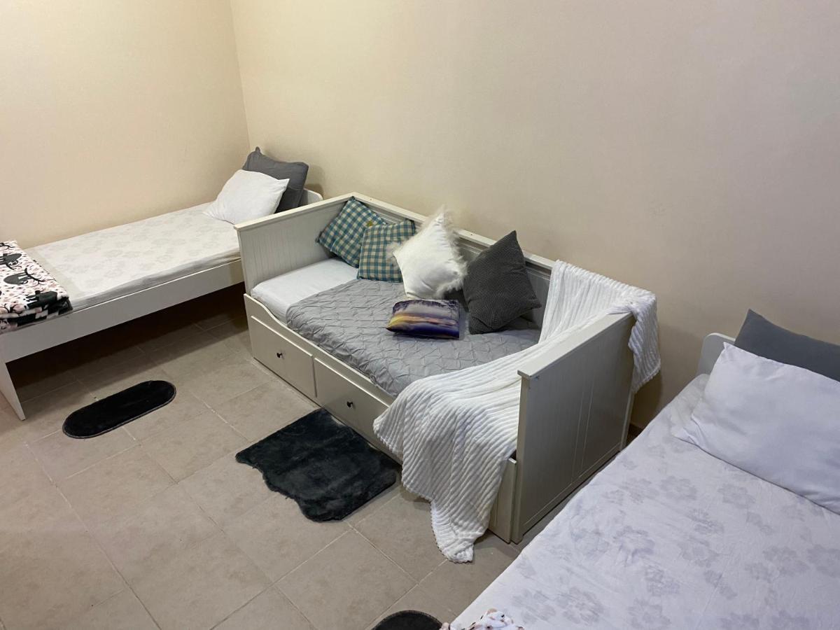 Hostel Nash Females Only