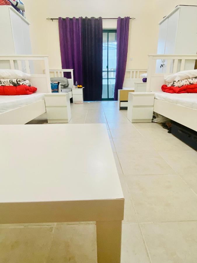 Hostel Nash Females Only