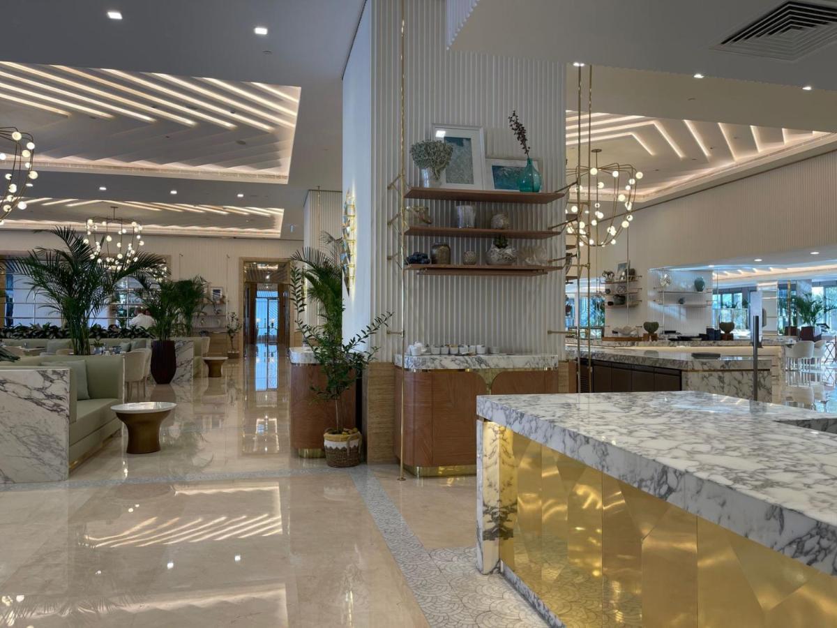 The Palm Tower Apartment Dubai