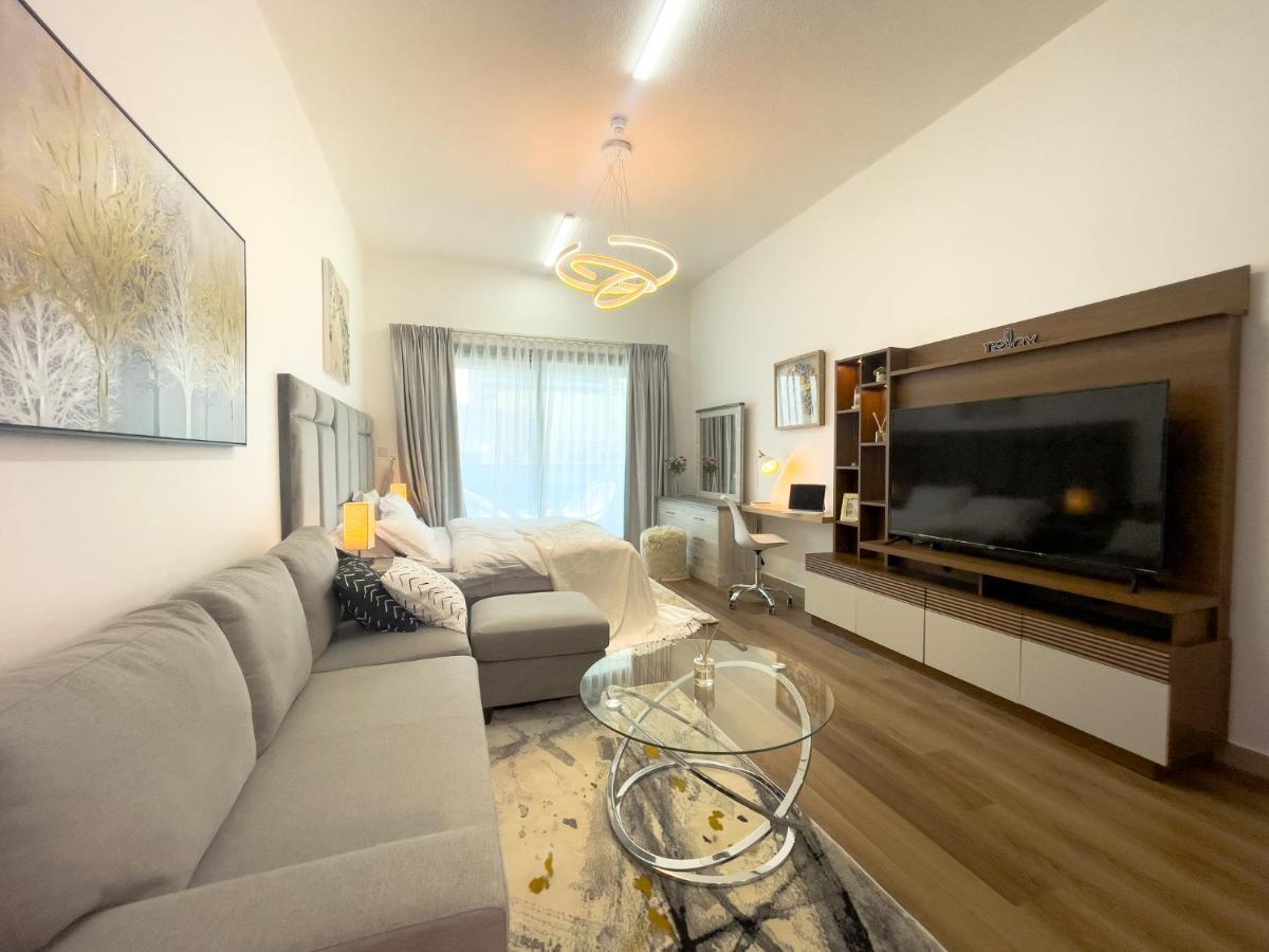 Luxury Close To Jbr Beach&yacht Club&metro-available Airport Shuttle Dubai