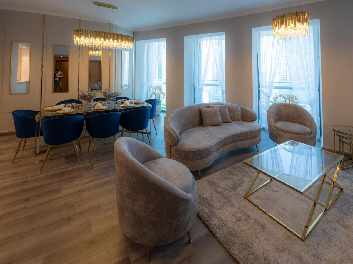 First Class 3br With Full Skyline & Sea View Apartment
