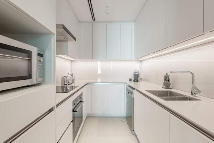 2 Bdr The Address Jbr Apartment *