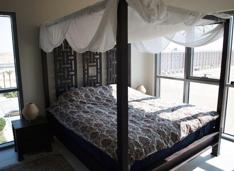 Elegant And Comfortably Furnished 2brh In A Quiet Area! * Dubai