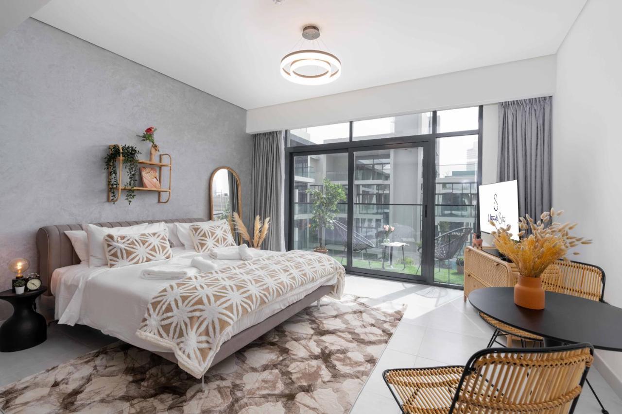 Ultimate Modern With Pool View In Jvc Dubai