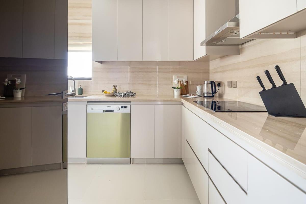 Villa Frank Porter - Damac Hills Veneto Villas Dubai