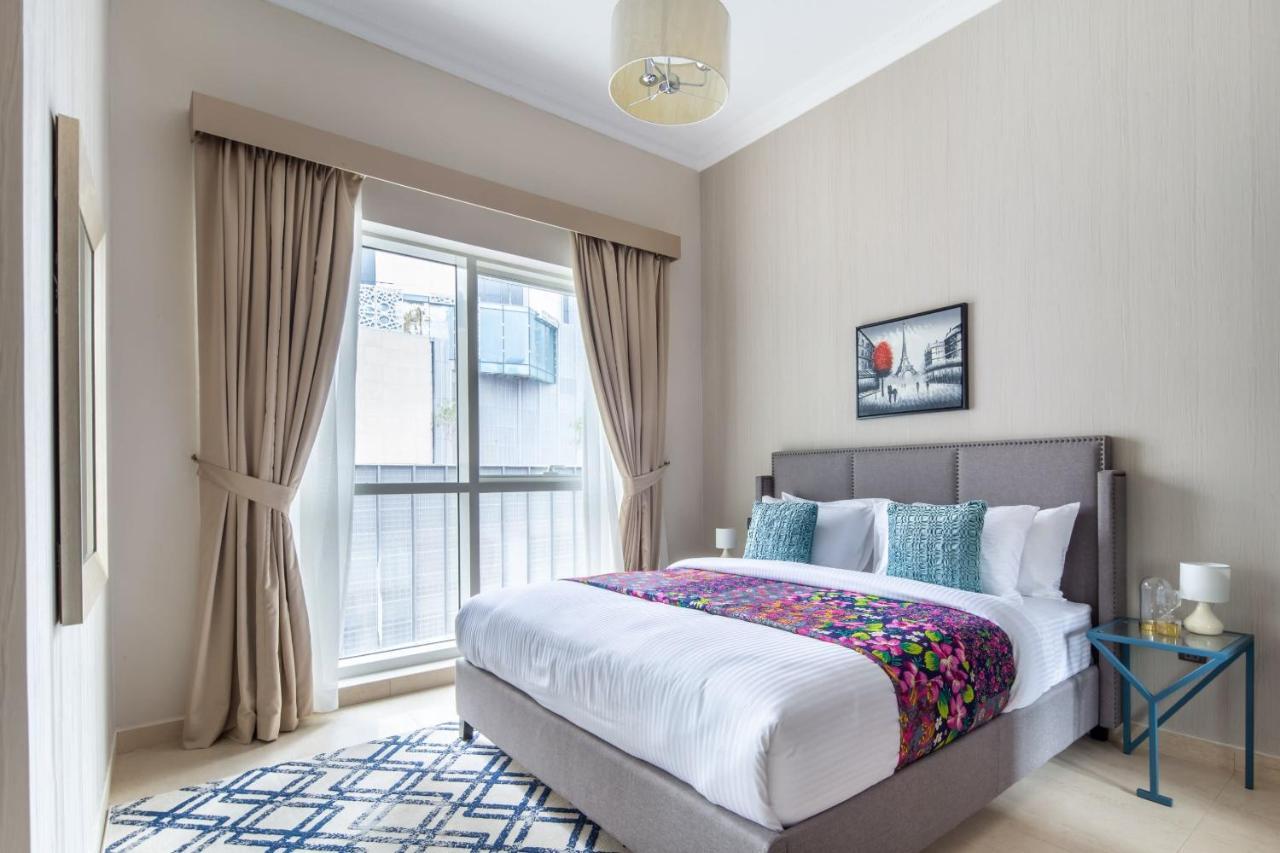 Frank Porter - Mon Reve Apartamento Dubai