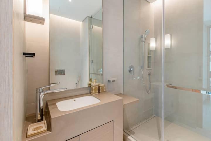 Apartment 2 Bdr The Address Jbr Dubai