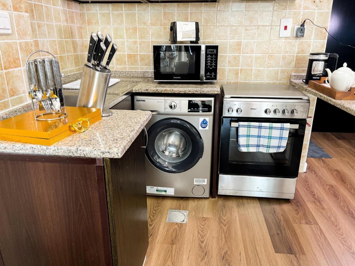 Apartment Luxury Close To Jbr Beach&yacht Club&metro-available Airport Shuttle Dubai
