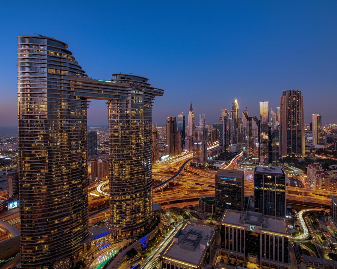First Class 3br With Full Skyline & Sea View Apartment *
