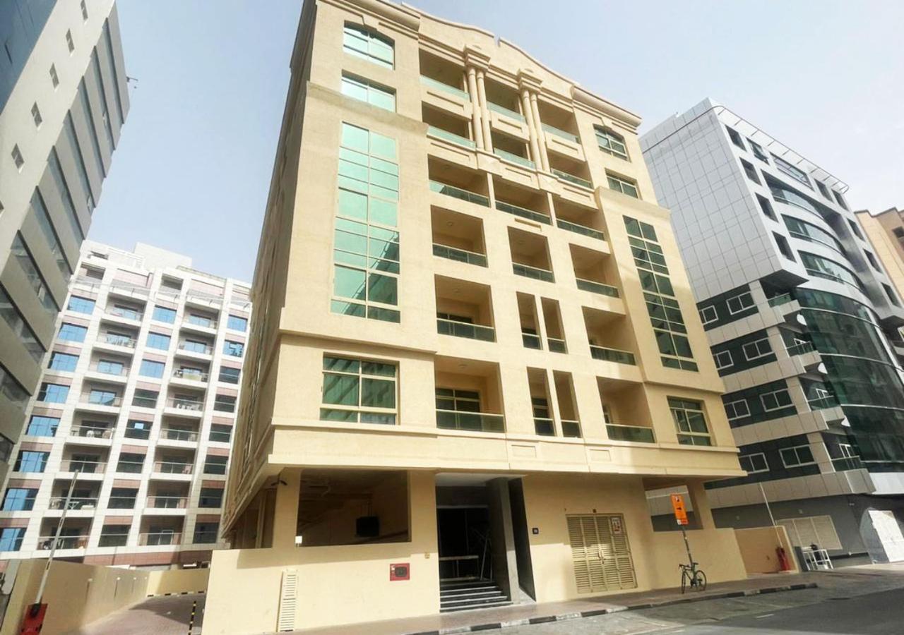 Rh- Experience Comfort And Convenience In Our 2br, Al Barsha Apartment *