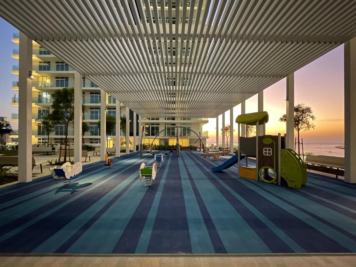 The Smart Concierge - Sunrise Bay Beachfront Apartment