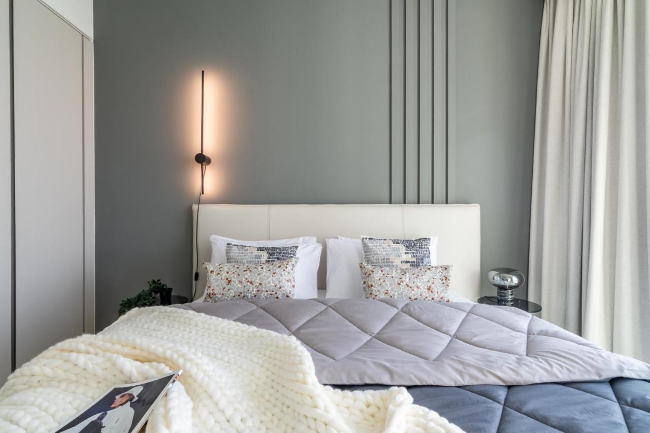 The Smart Concierge - Sunrise Bay Beachfront Daire Dubai