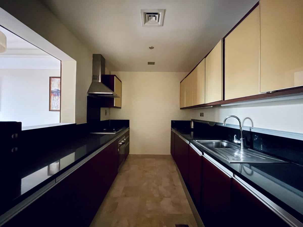 Luxury - Grandeur Apartment