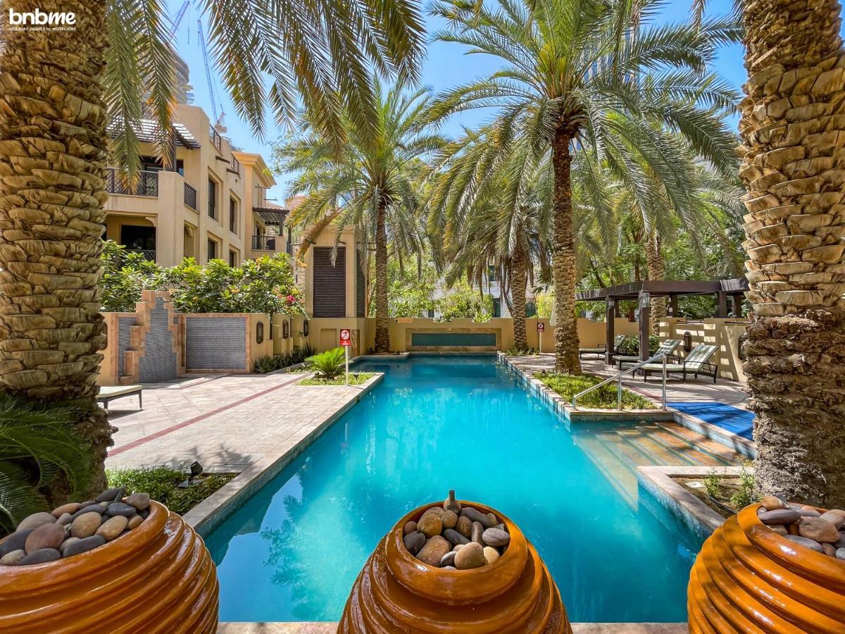 Bnbmehomes - Gorgeous 1-br - Downtown - 203 Daire Dubai