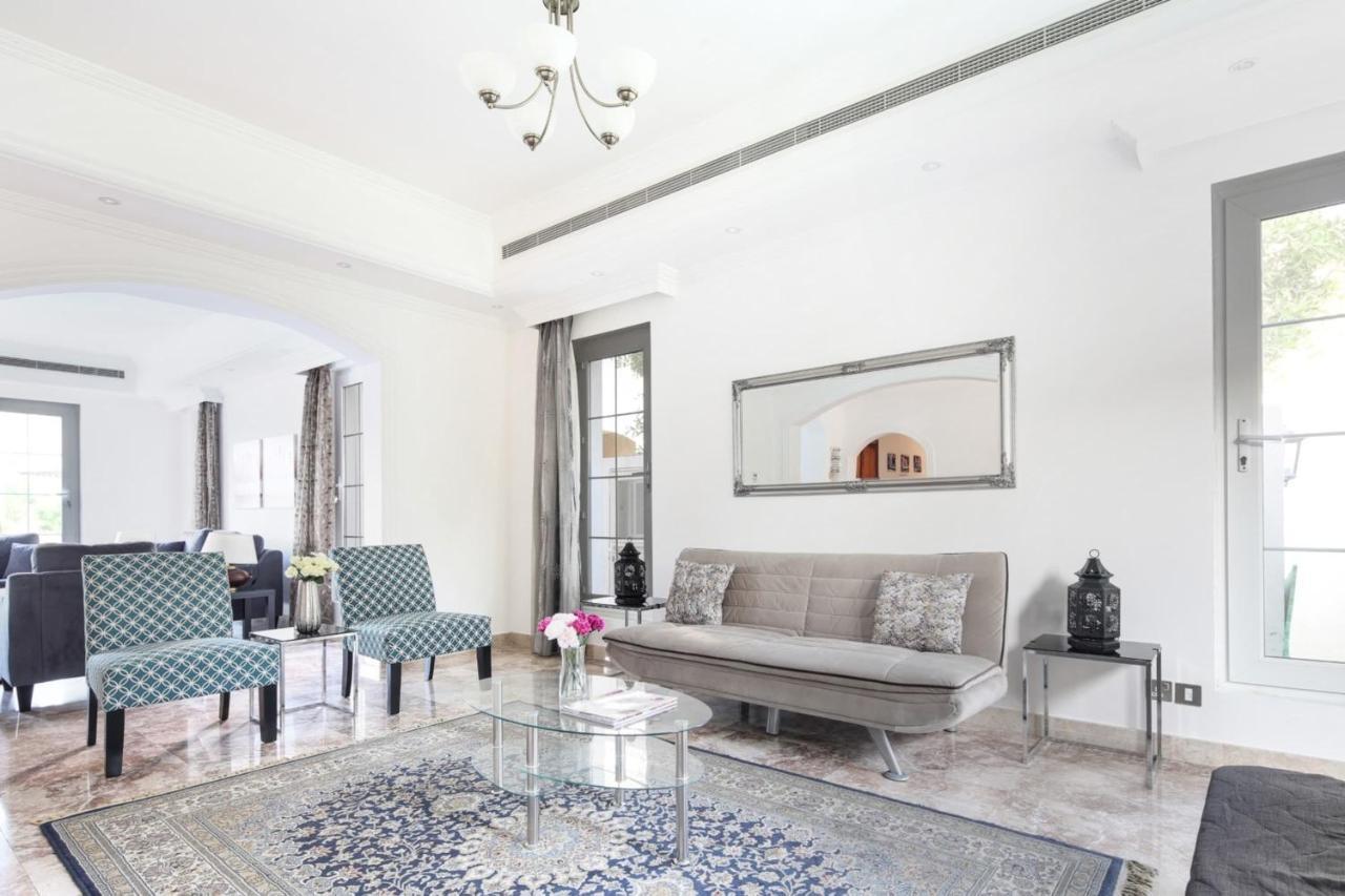 Villa Frank Porter - Arabian Ranches