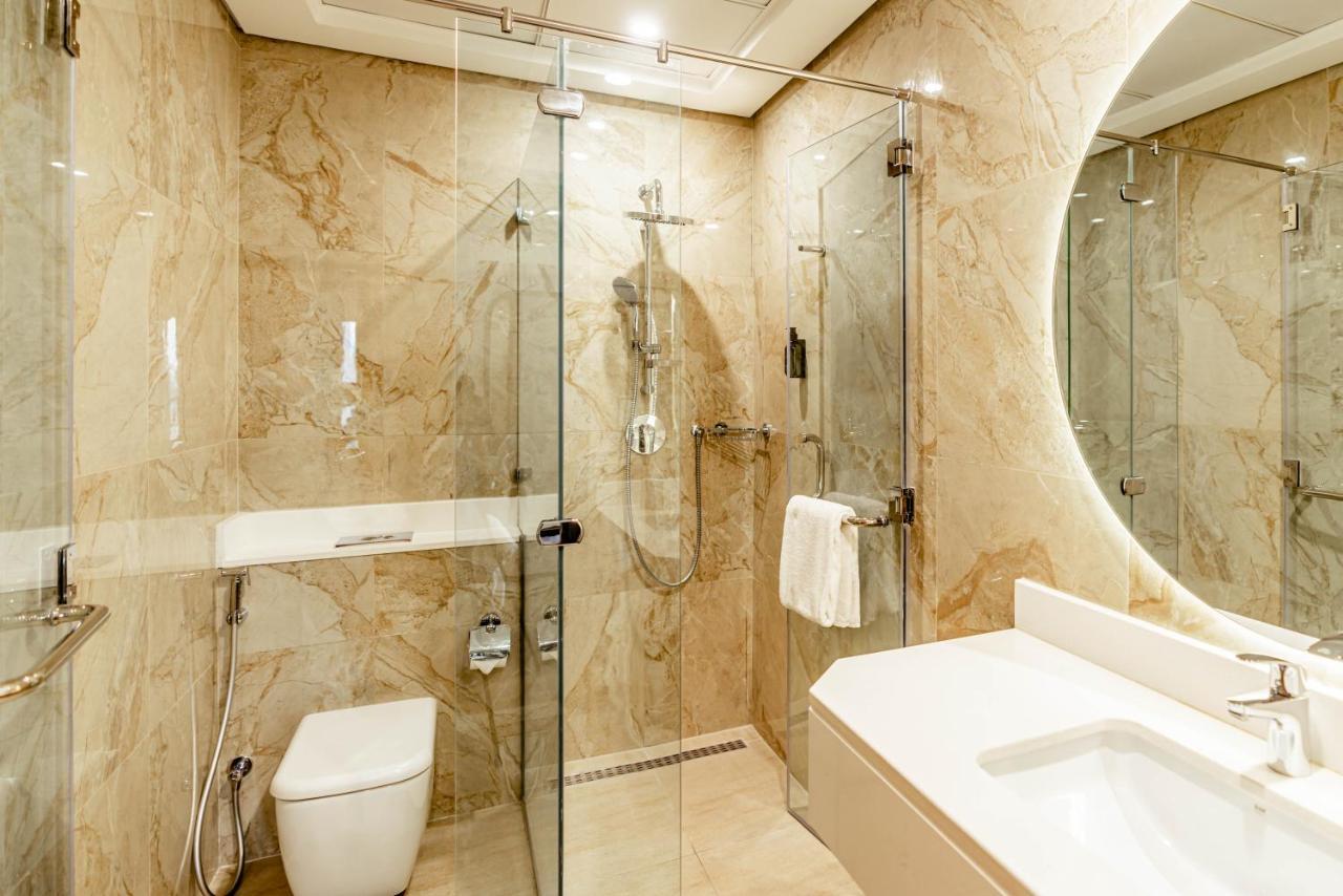 Hotel Resivation