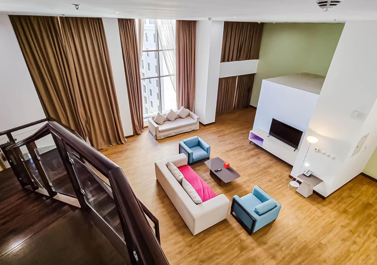 Ramada Hotel, And By Wyndham Jbr Aparthotel 4*