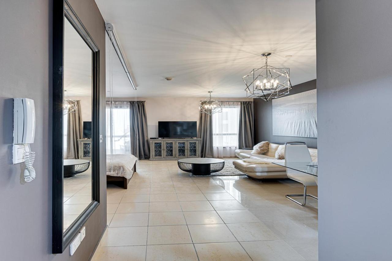 Entire Serviced Studio Jbr Sea View Balcony