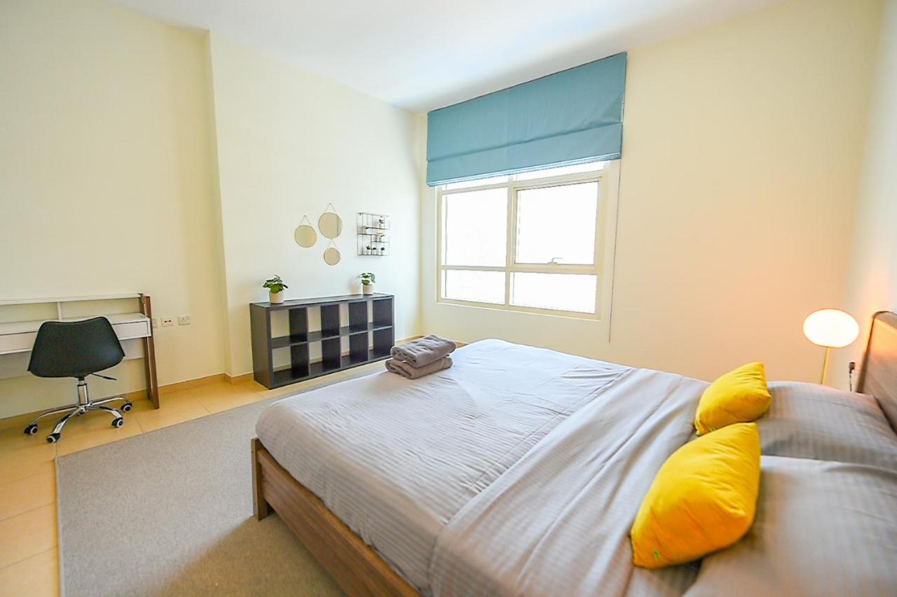 Apartment Lovely 2 Bed With Marina View - Dhl *