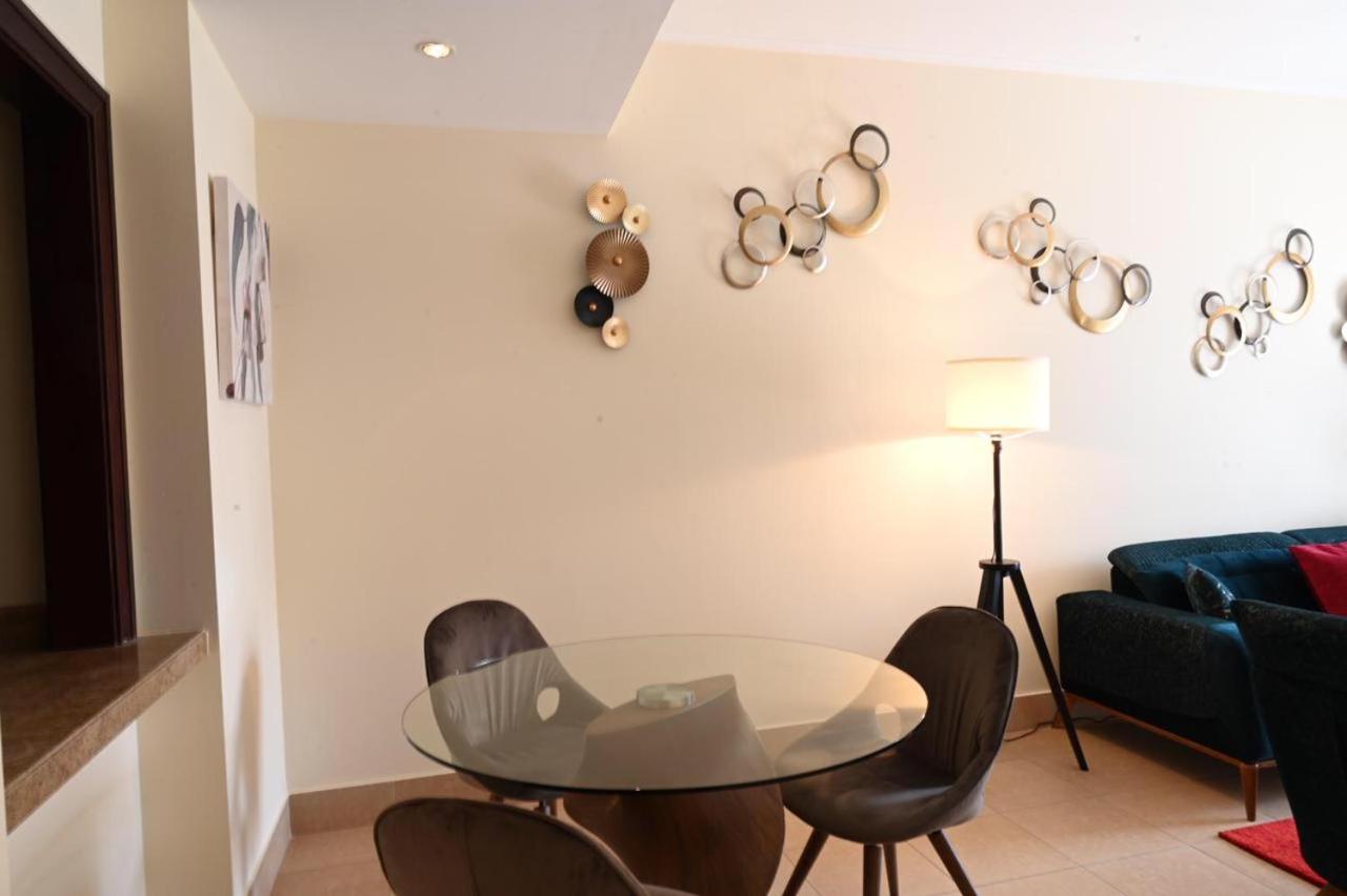 Burj Khalifa View, Birds Chirping, Cozy And Stylish Apartment Dubai