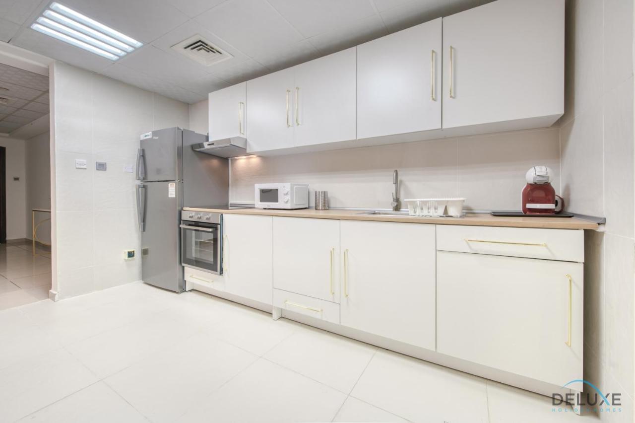 Dreamy 2br At Marina Pinnacle Marina By Deluxe Homes
