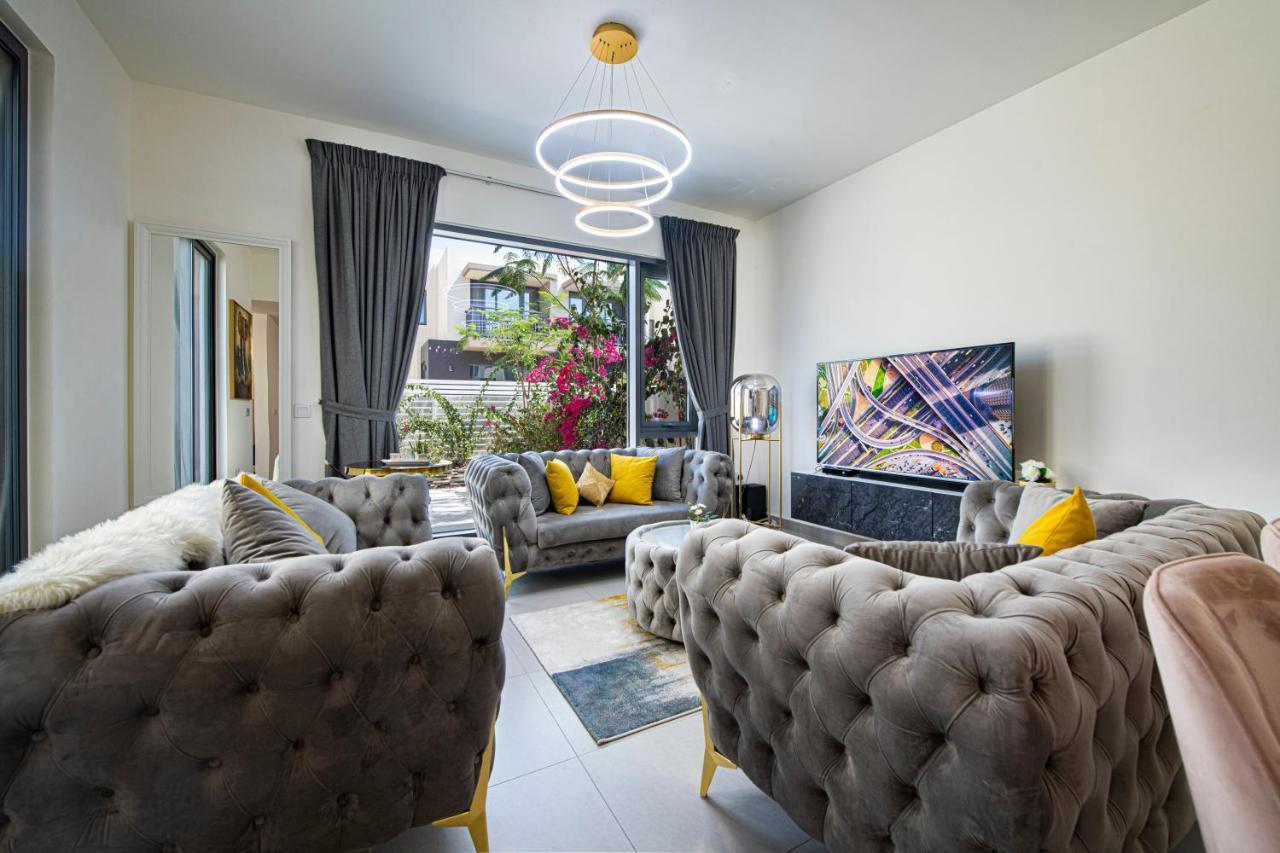 Modern Hills Luxury 4 Bedroom Villa Dubai