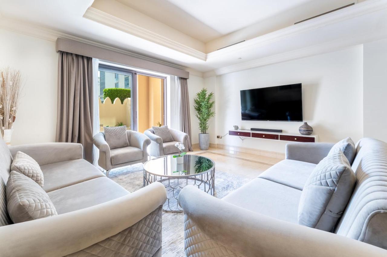 Apartment Luxurious 3br Townhouse With Maid's & Private Pool In Palm Jumeirah