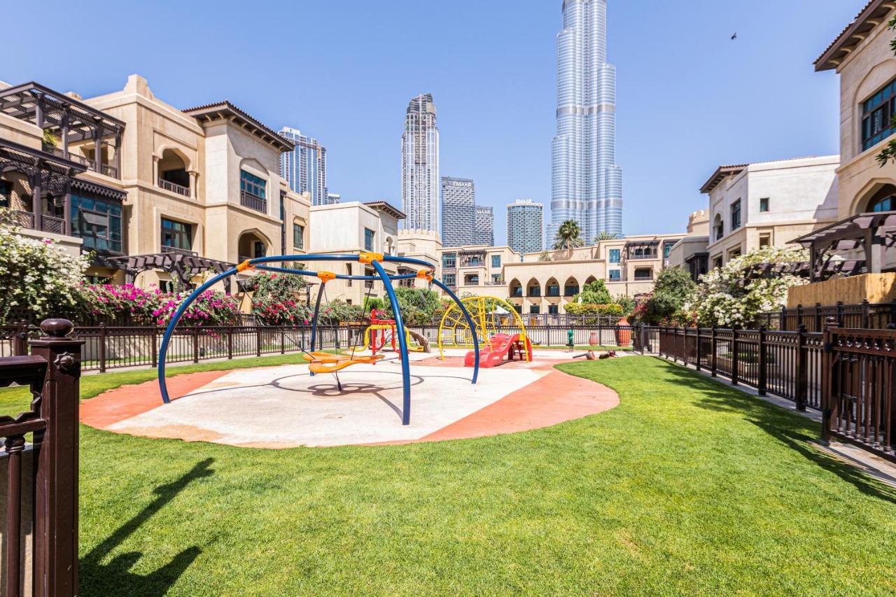 Souk Al Bahar Near Burj Khalifa Apartment *