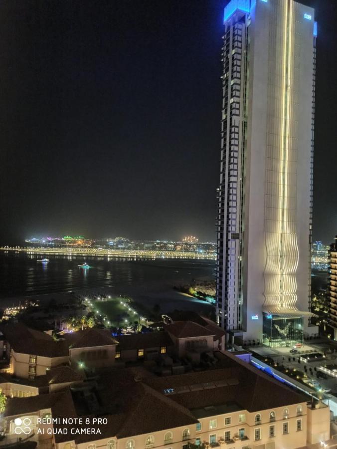 Entire Serviced Studio Jbr Sea View Balcony Apartment *