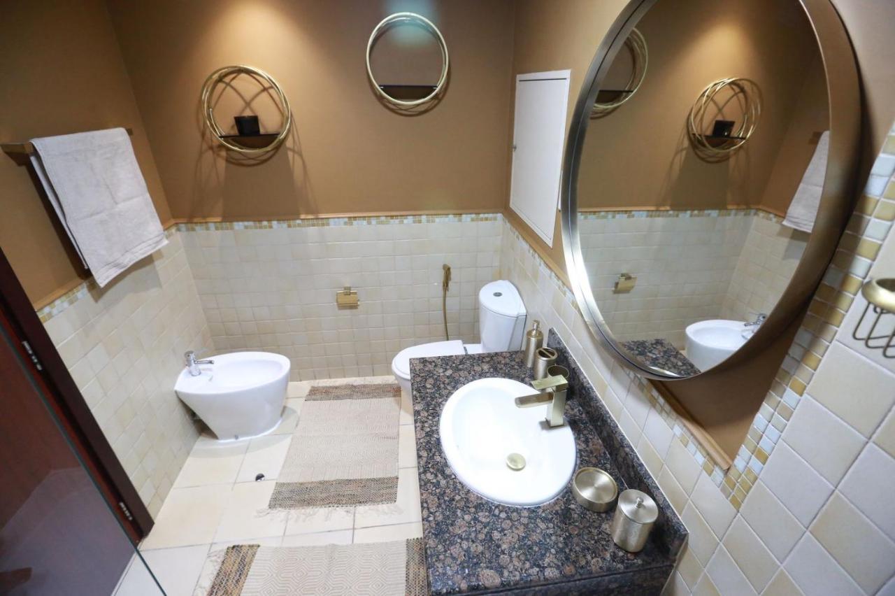 Entire Serviced Studio Jbr Sea View Balcony Dubai