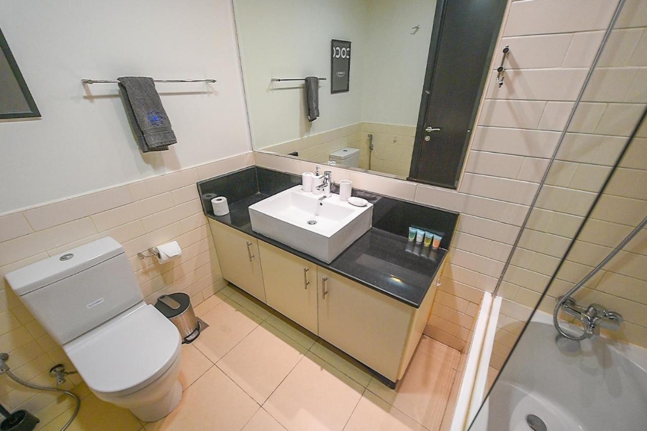 Apartment Lovely 2 Bed With Marina View - Dhl