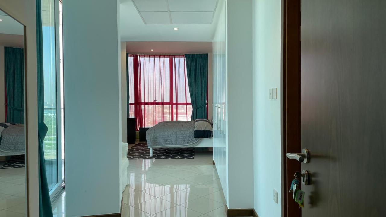 Luxurious One Bedroom - Rose Apartment *
