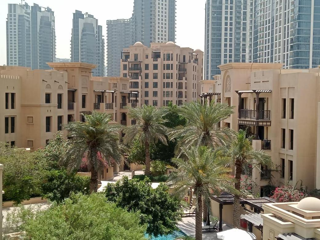 Burj Khalifa View, Birds Chirping, Cozy And Stylish * Dubai