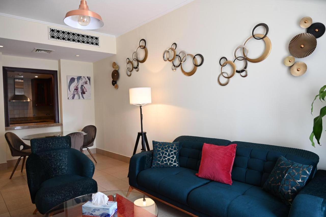 Apartment Burj Khalifa View, Birds Chirping, Cozy And Stylish *