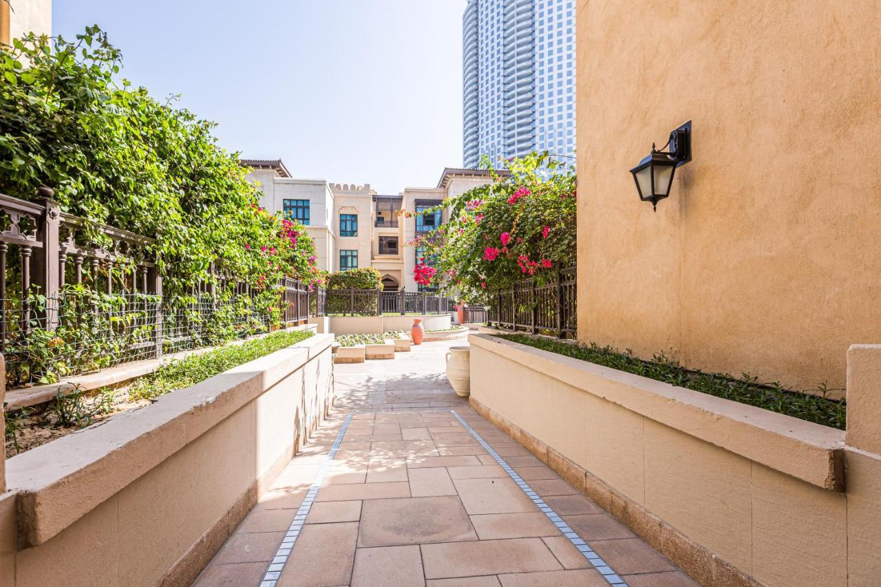 Souk Al Bahar Near Burj Khalifa Dubai