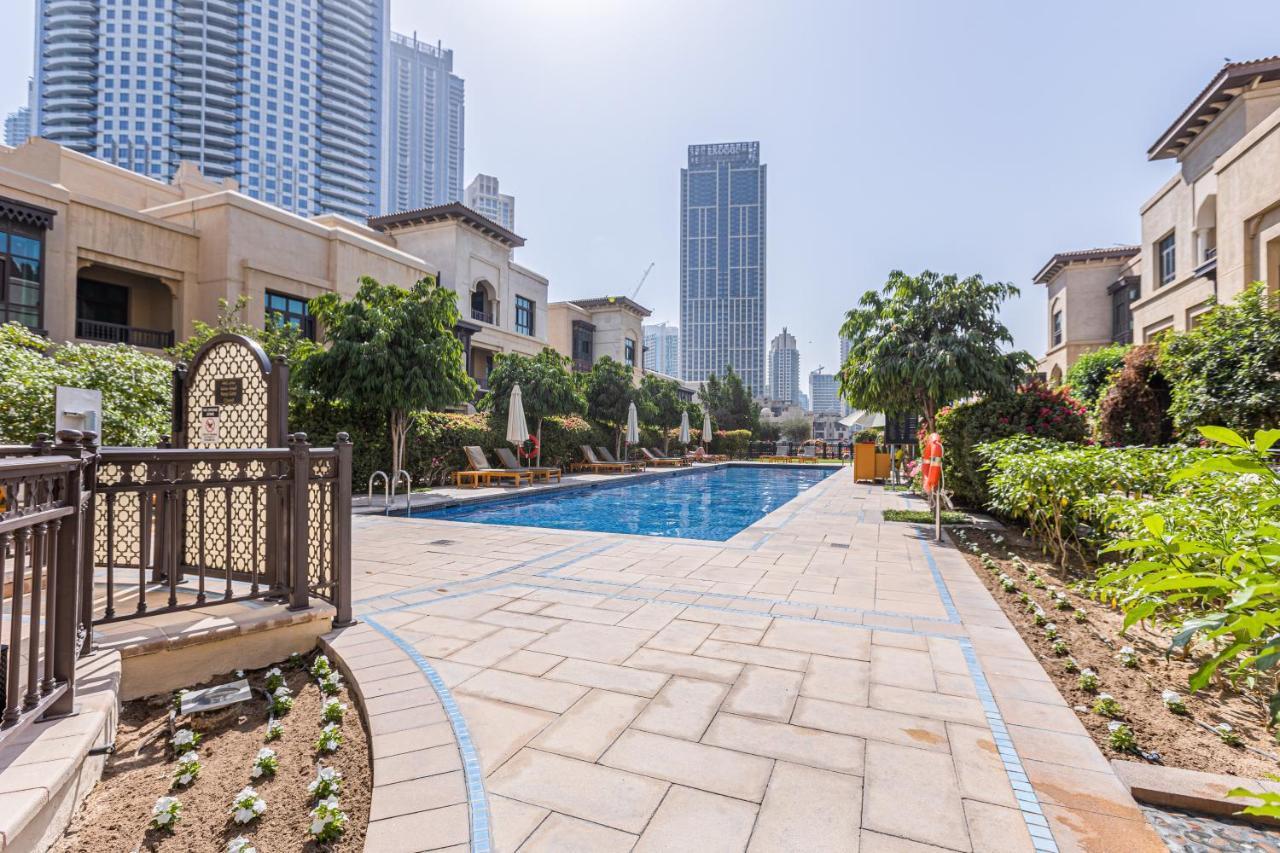 Apartment Souk Al Bahar Near Burj Khalifa