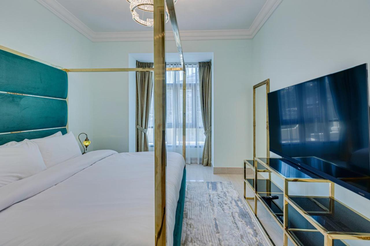 Apartment Souk Al Bahar Near Burj Khalifa