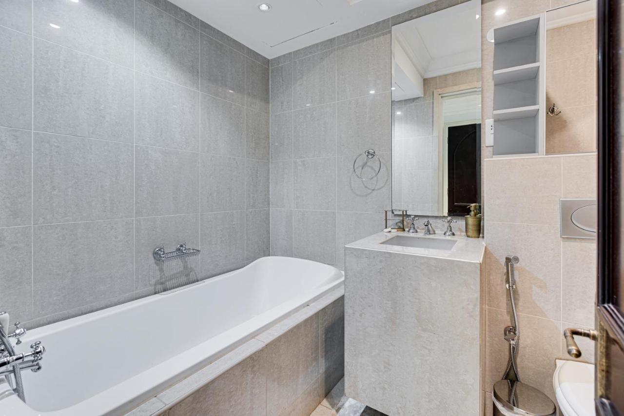 Apartment Souk Al Bahar Near Burj Khalifa