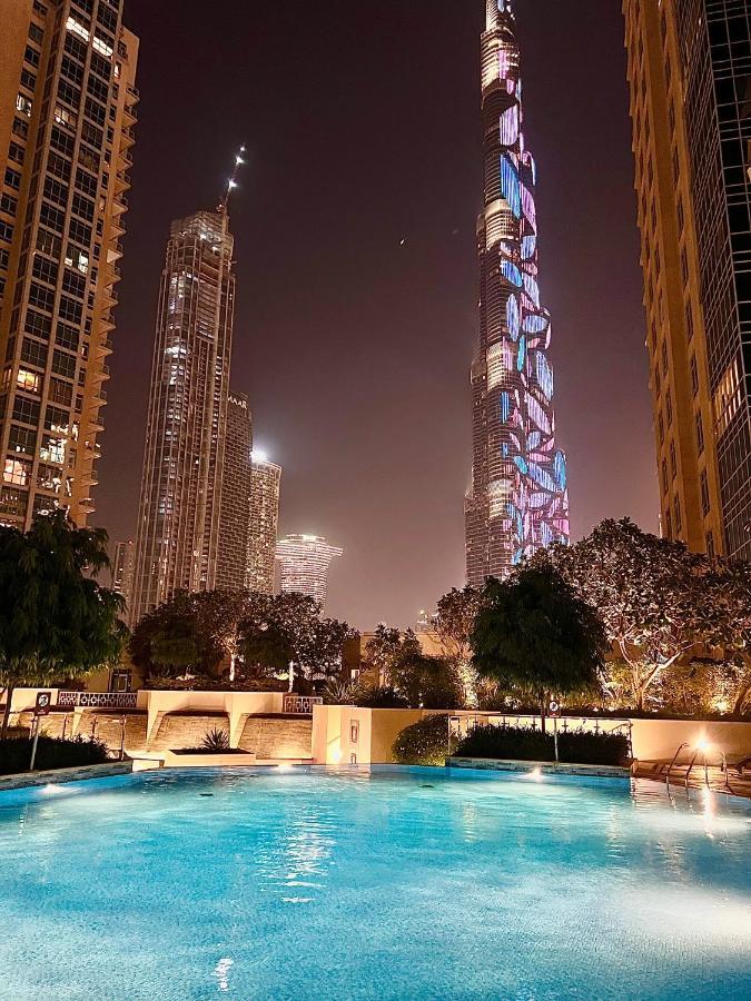 Spectacular Burj & Fountain View - Luxurious 3 Bedrooms & Maids - The Residences Apartamento Dubai